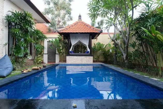 Villa Laksmi Seminyak