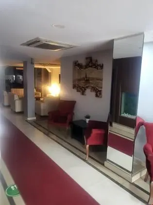 Lal Hotel - Genel