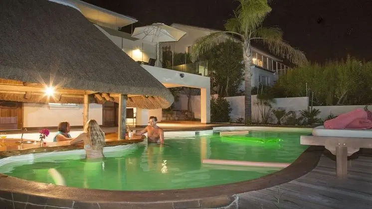 Lala Panzi B&B - Havuz