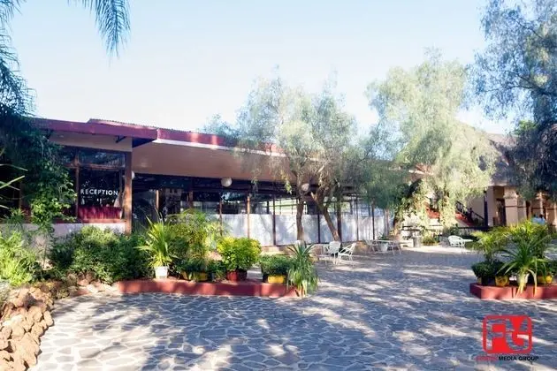Lalani Hotel and Conference Centre - Dış Mekanlar