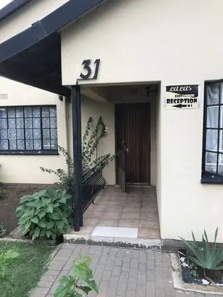 Lala's Guest House - Dış Mekan