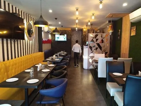 Hotel Lalsons Continental - Yerinde Yemek