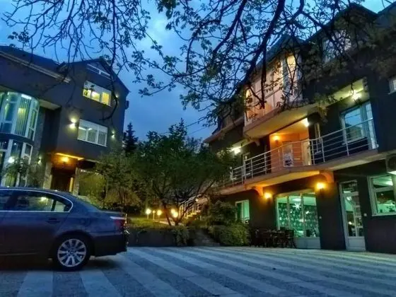 Hotel Lama - Dış Mekan