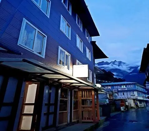 Lama Hotel