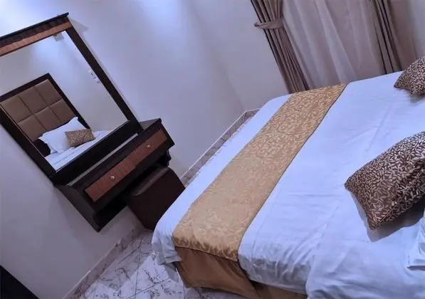Lamar Furnished Apartments - Oda