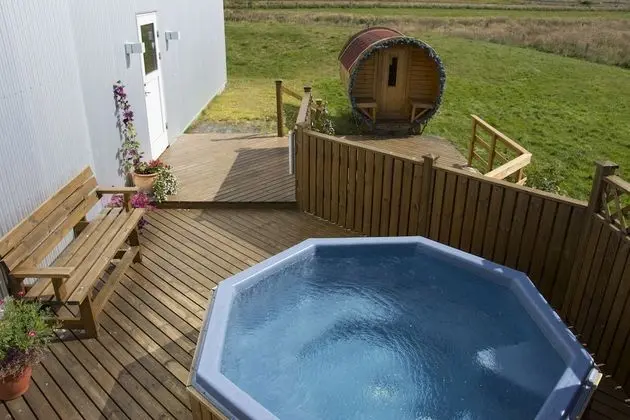 Lambastadir Guesthouse - Havuz