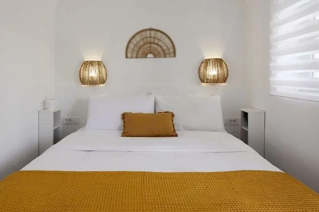 Lamina Guest House Perissa