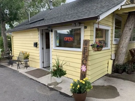 Lamplighter Cabins & Suites - Lobi