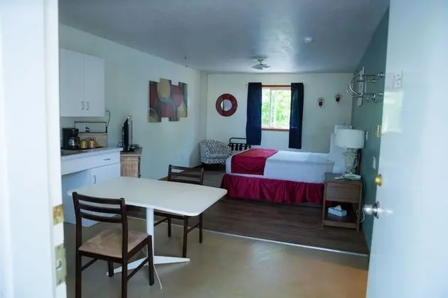 Lamplighter Cabins & Suites - Oda