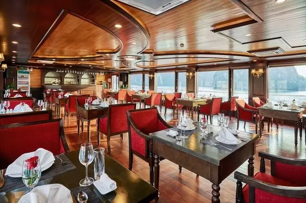 Lan Ha Legend Cruise - Yerinde Yemek