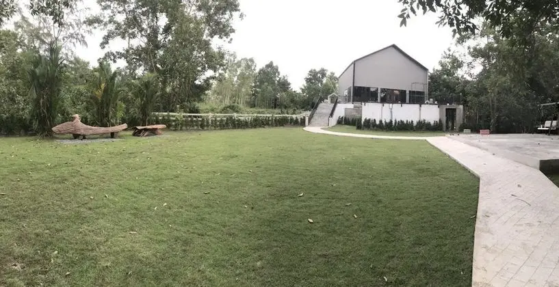 LAN LAY Resort
