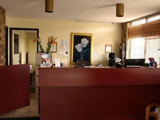 Lancaster Court Motel - Lobi