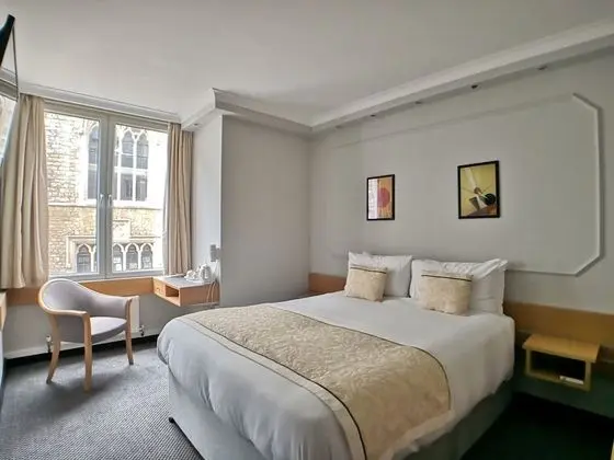 Lancaster Hall Hotel