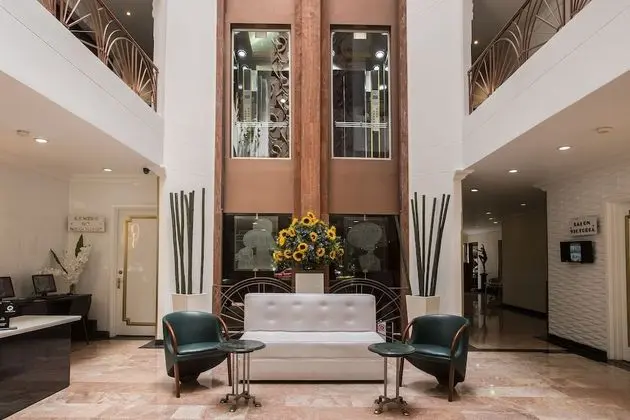 Lancaster House - Lobi