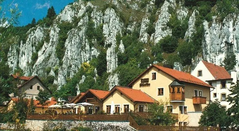 Landhotel - Hotel & Brauereigasthof Schneider