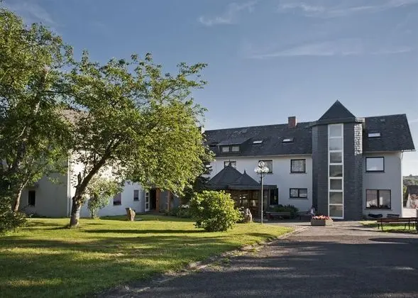 Landhotel Karrenberg - 1