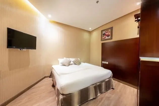 Land Premium 1