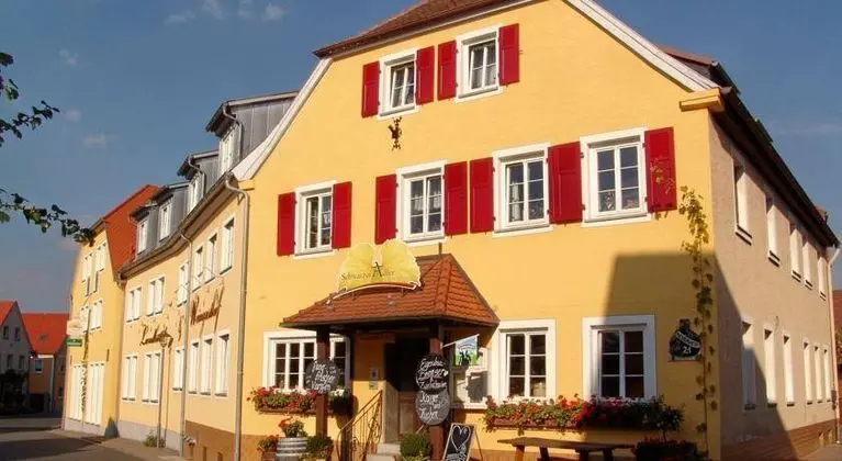 Landhotel und Weingasthof Schwarzer Adler