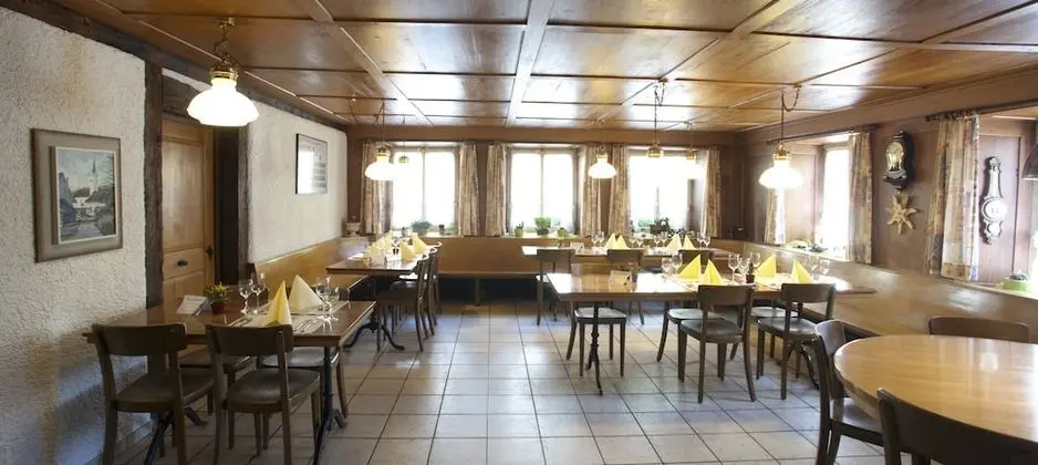 Landgasthaus zum Hirschen - Yerinde Yemek