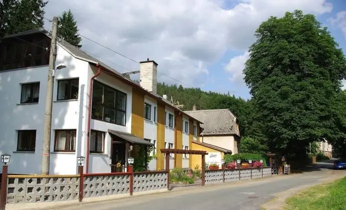Landgasthof Fuchsbau - 1
