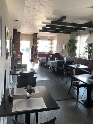 Landgasthof Rheda Hotel - Restaurant - Yerinde Yemek