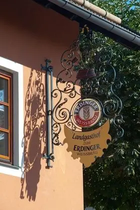 Landgasthof zum Erdinger Weissbrau - Dış Mekan