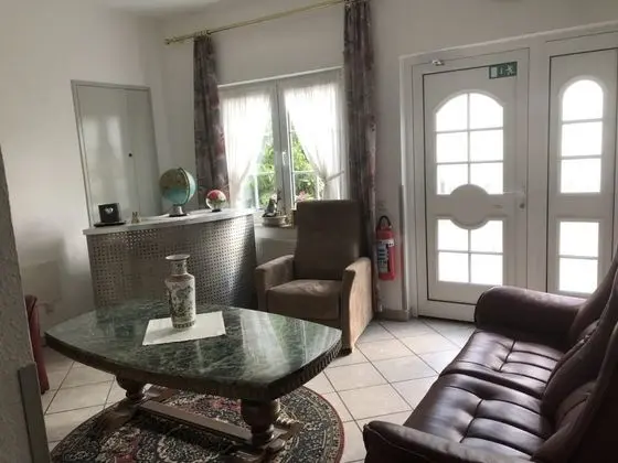Landhaus Hotel - Lobi