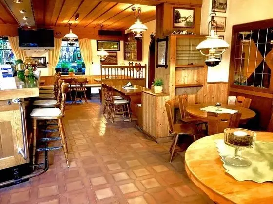 Landhaus Hotel - Yerinde Yemek