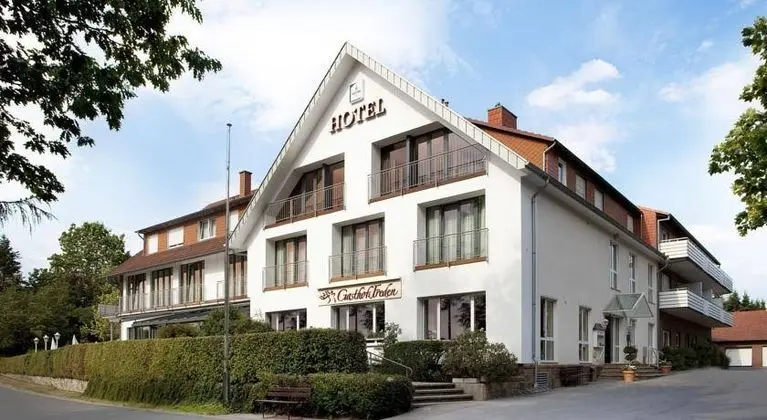 Landidyll Hotel zum Freden - Genel