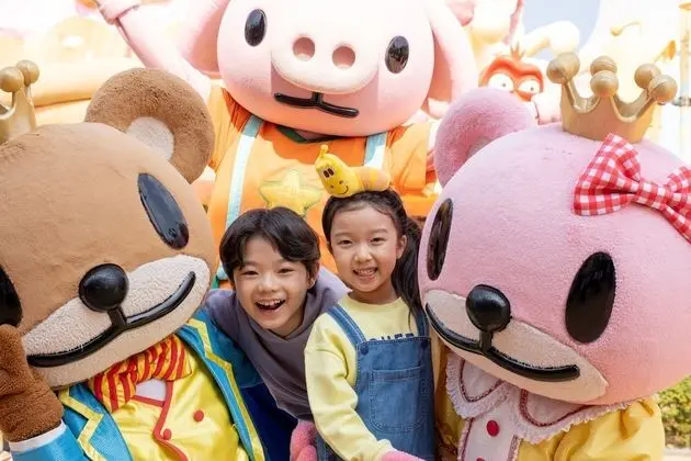 Landing Jeju Shinhwa World Hotels & Resorts - Havuz