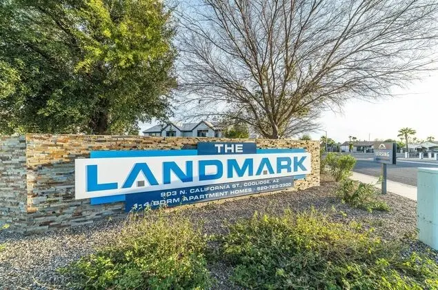 The Landmark Apartments - Dış Mekan