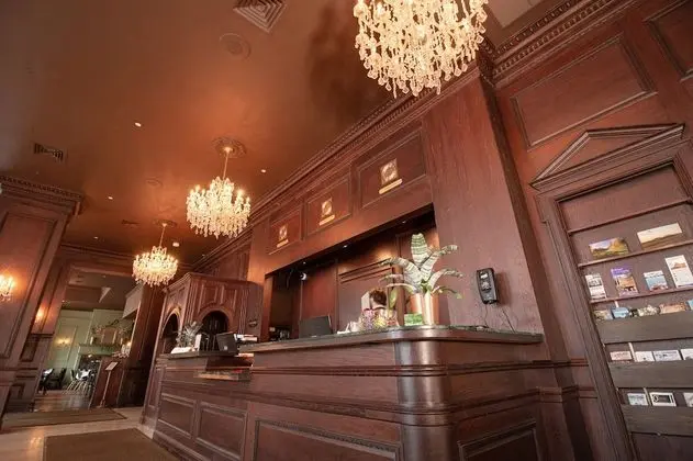 Landmark Inn - Lobi
