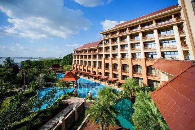 LANDMARK MEKONG RIVERSIDE HOTEL