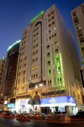 Landmark Plaza Hotel - Dış Mekan