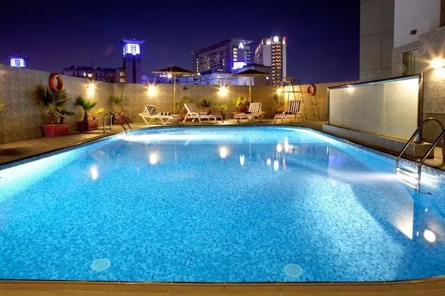 Landmark Hotel Riqqa - Havuz