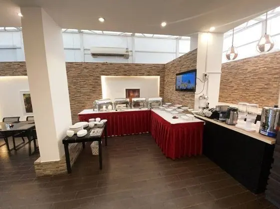 LANDMARK HOTEL - SARI - Yerinde Yemek