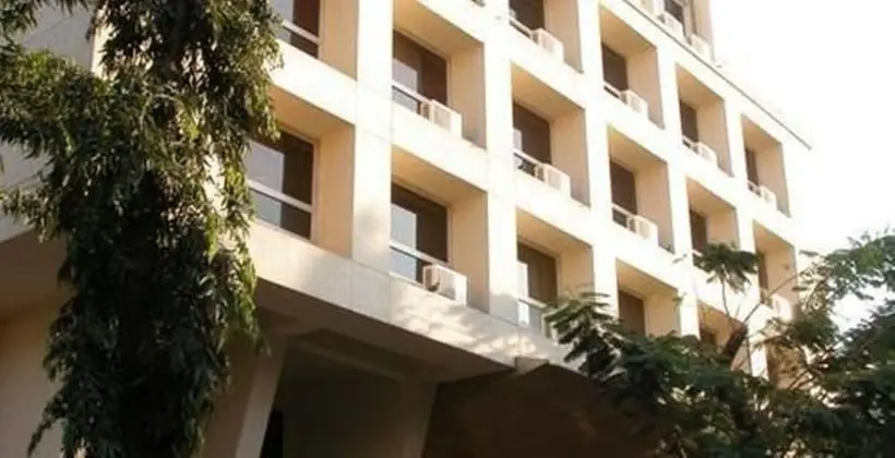 Landmark Suites - Dış Mekan