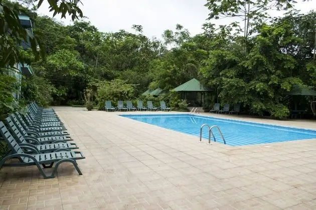 Lands in Love Hotel - Havuz