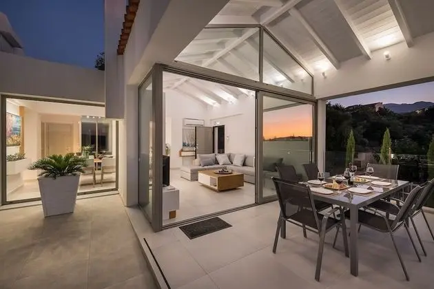 Landscaped Villa With Private Pool Fenced Area and Mountain Views - Oda