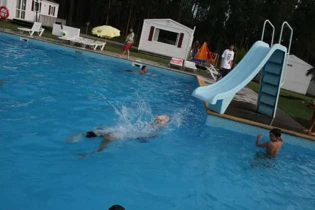 Landshause Bungalow T2 - Havuz