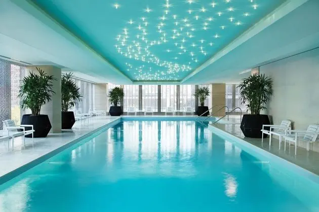 The Langham Chicago - Havuz