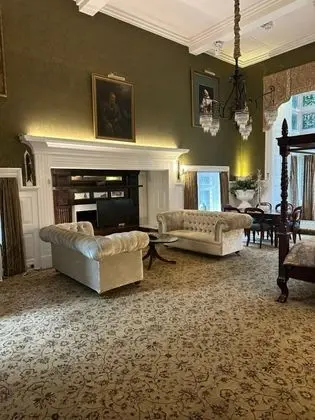 Langtry Manor Hotel - Genel