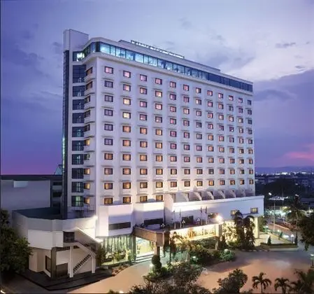 Lanna Palace 2004 Hotel