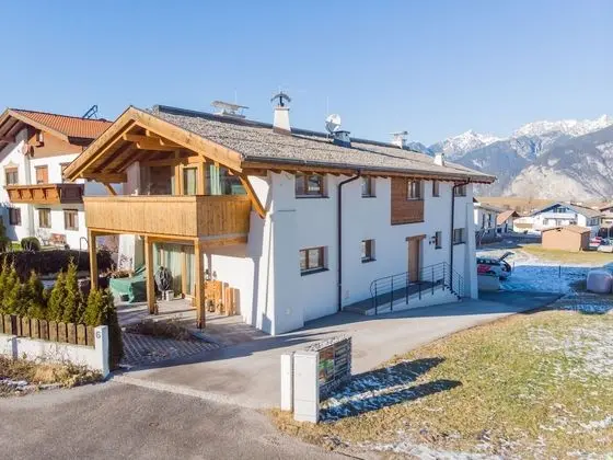 Lanner Axams in Axams