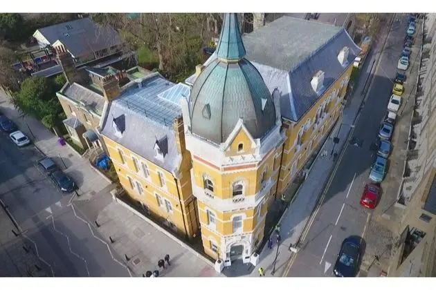 Lansbury Heritage Hotel