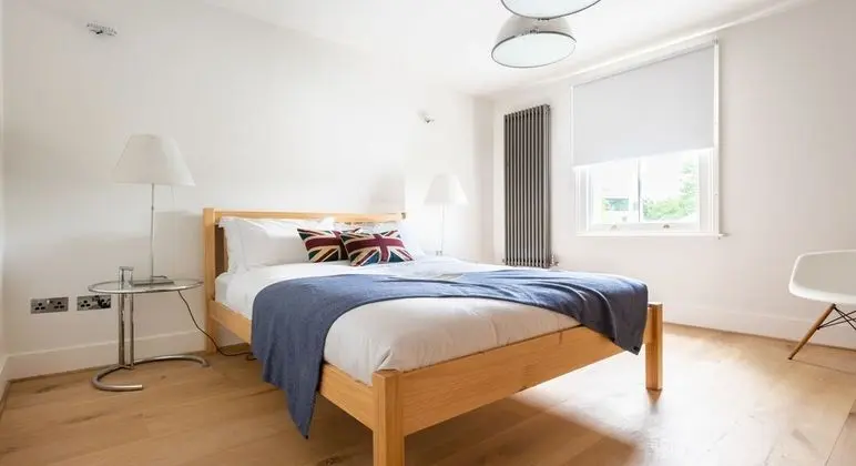 The Lansdowne Crescent - Bright 3bdr Top Floor Apartment in Notting Hill - Oda