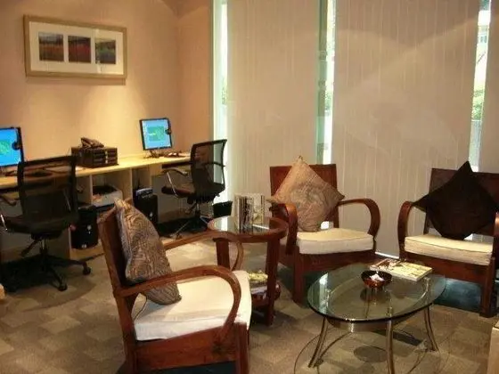Lanson Place Winsland Residences