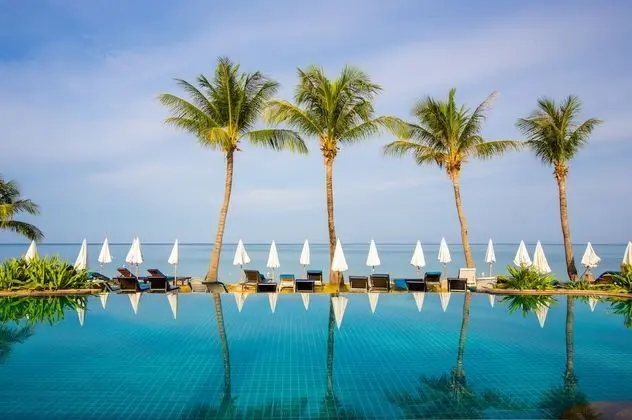 Lanta Casuarina Beach Resort - Havuz