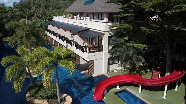 Lanta Cha Da Resort - Havuz