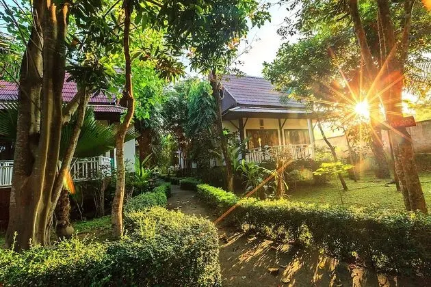 Lanta Klong Nin Beach Resort - Dış Mekan